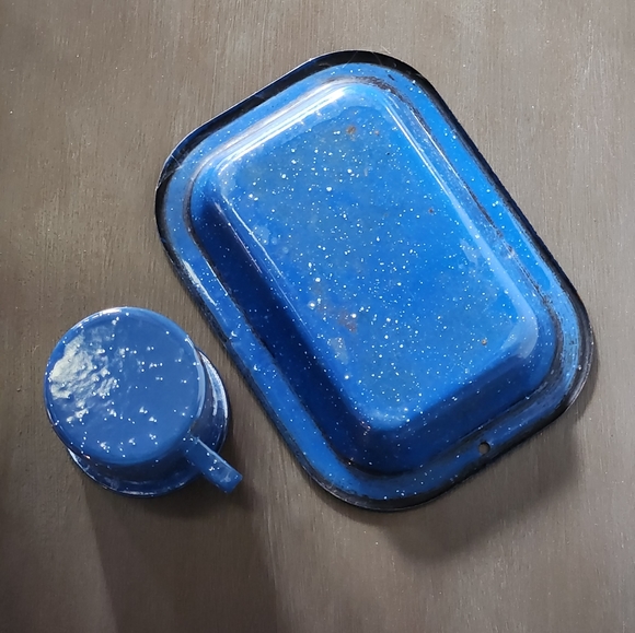 Vintage Blue Enamelware Small Baking Pan and Cup Camping - Picture 2 of 9